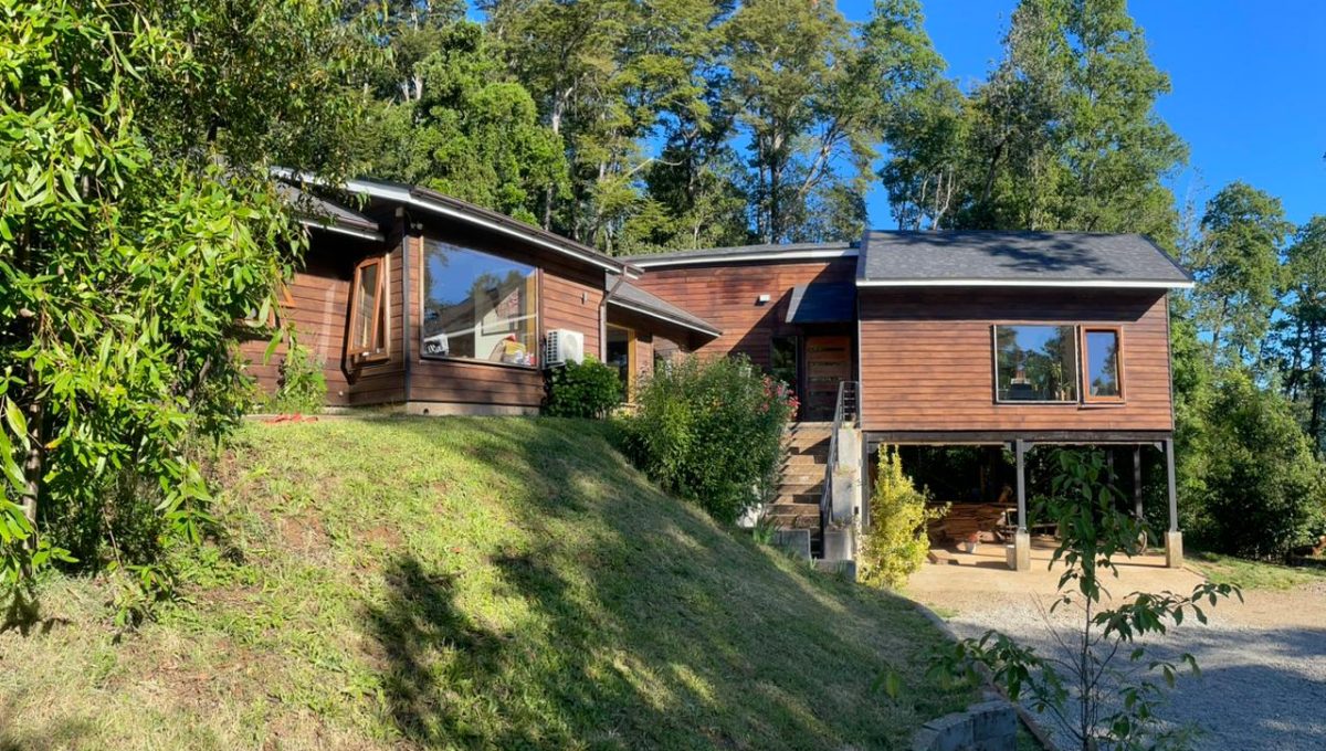 074bd60f-ae99-4bf6-9a1b-077ec160131a