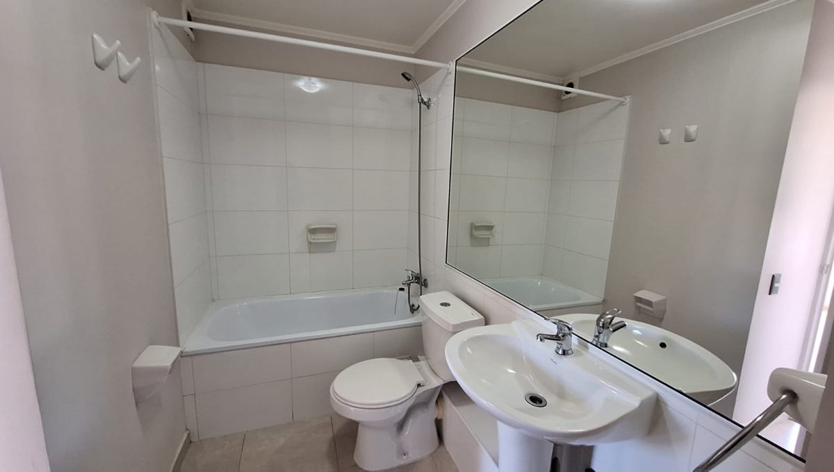 2b75b83d-e641-4d0a-9625-3b4ae1ee663e