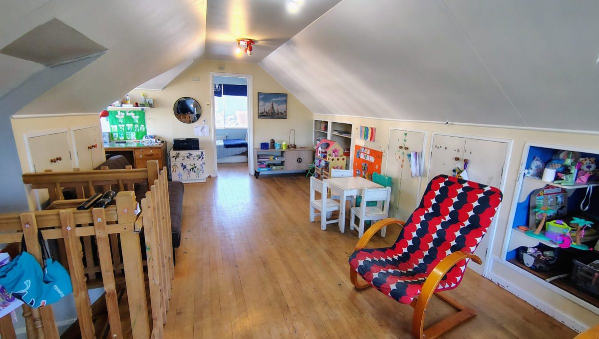 33f4d8f9-1ca3-4a9a-8a28-3c3412d53ad1