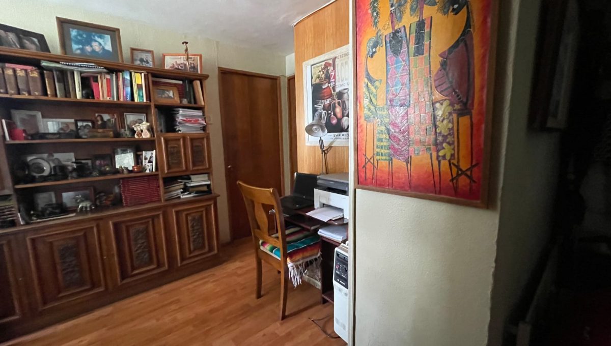 4cf2fca9-4282-4066-baae-544d9773e2ef