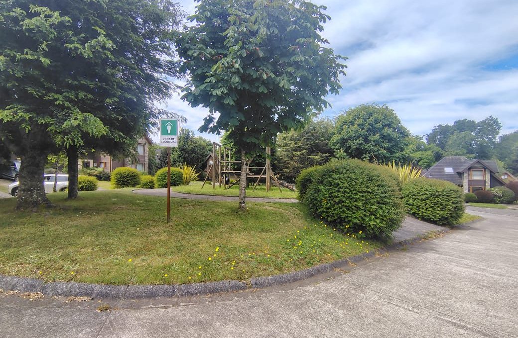 64eea7c5-0928-481a-94c7-7a3ce357462c