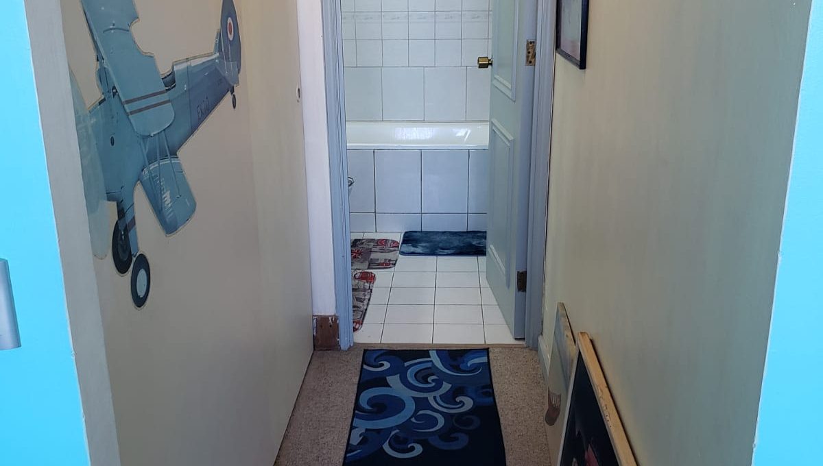 6b6090d5-83c3-4913-bb94-337be20f2af0