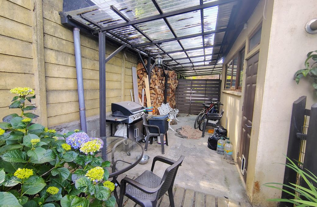 74f88ac7-fb20-4c78-b096-4ada8416a0da