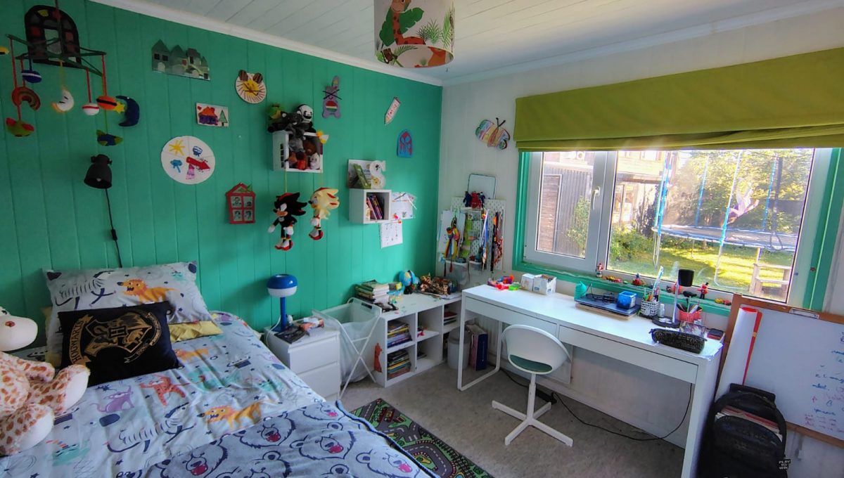 8a713819-10de-4948-af27-41a0a83c98be