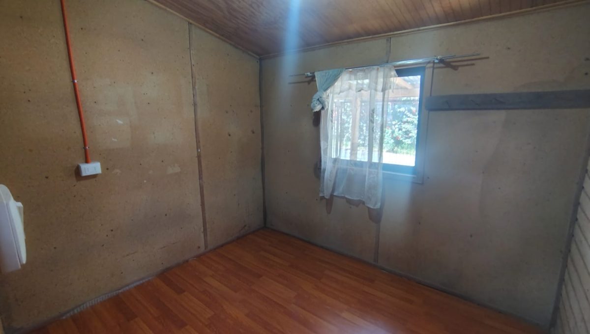 9c623ff4-4c48-4569-996c-96e934dc3f3c