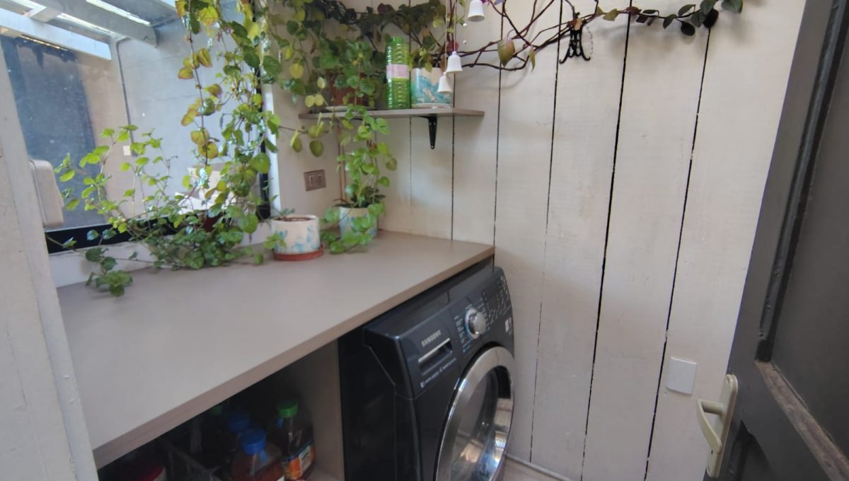 a64faaeb-4dce-49ee-bf5d-d7506d2cc33c