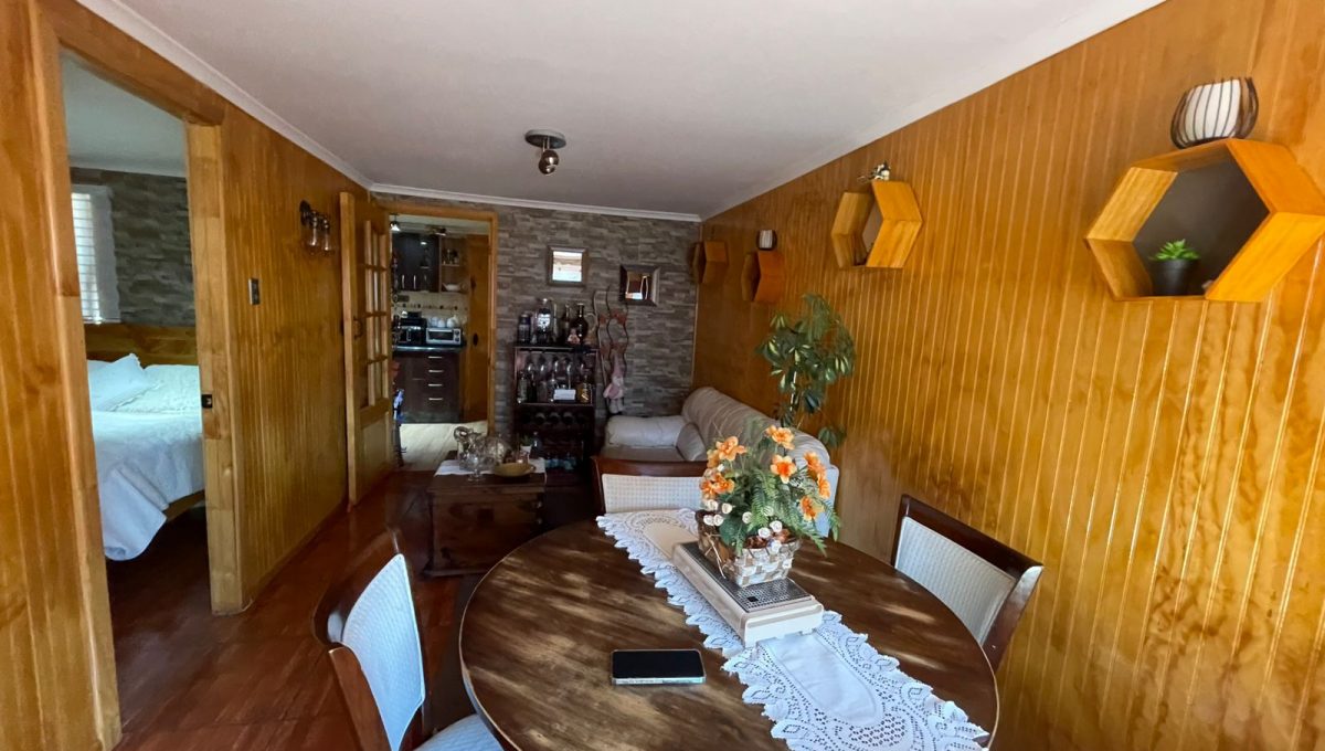 d1d56fda-b9c8-4099-8a15-61592452bc15