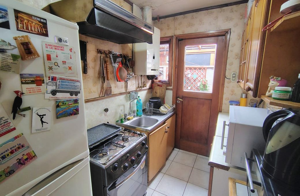 e55eeb56-cd94-4e3a-8c47-6d29af3bd140