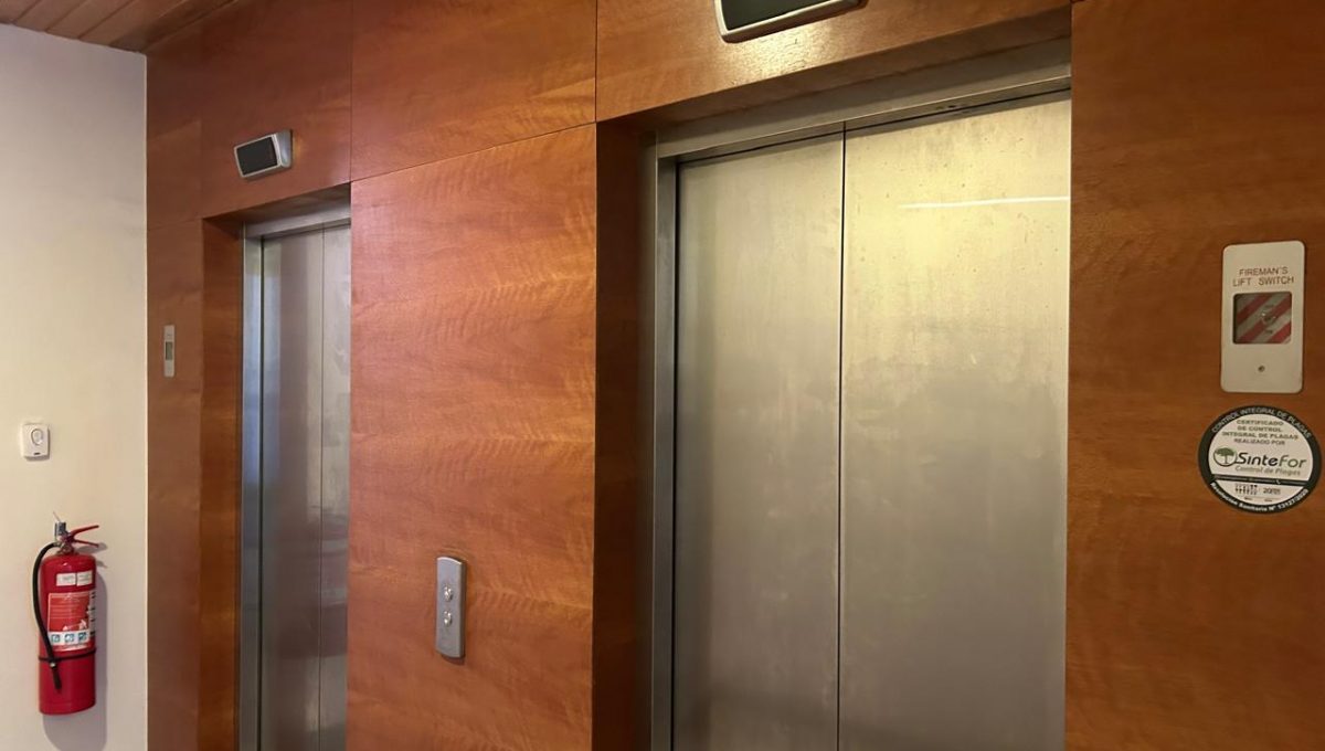 f3eb2e64-6c97-49b9-9575-3d7d48185a75