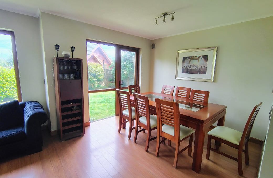 f7d166c3-3f73-44ad-81ae-d354a2f0a408