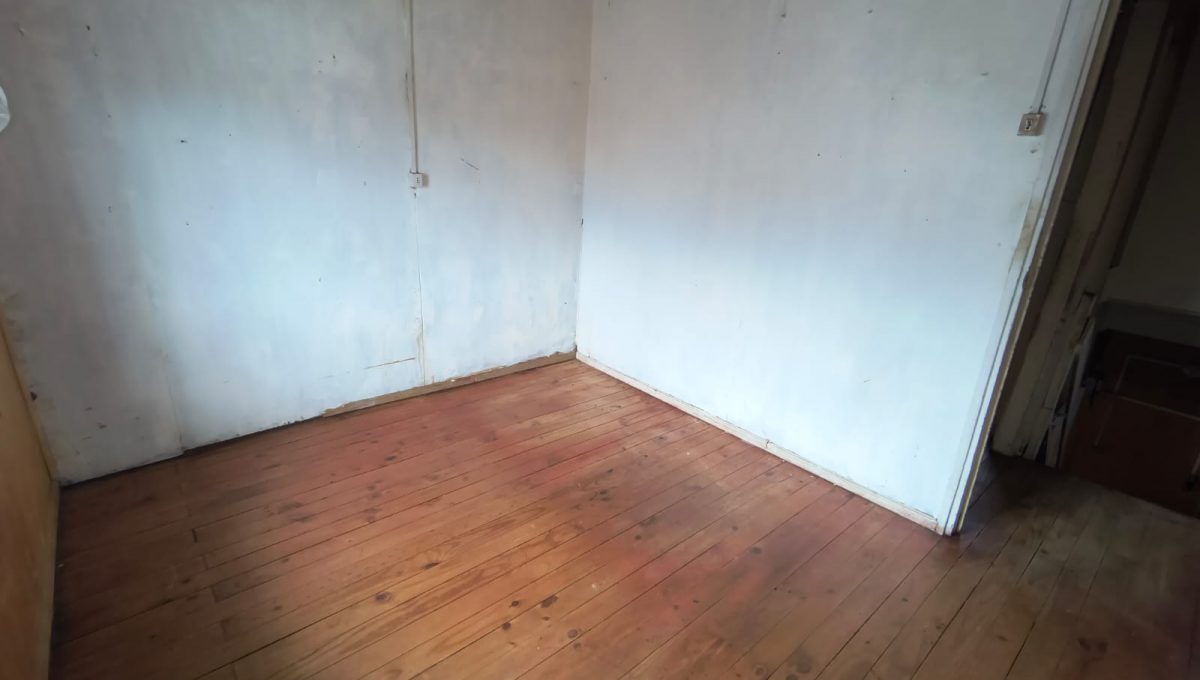 64dedfd7-4bec-415a-8718-6a3f2d6d944d