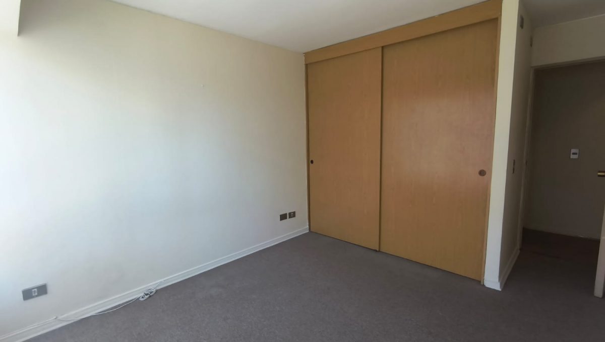 8dd38b70-60a7-45c2-9eb3-f9cfddef3c3a