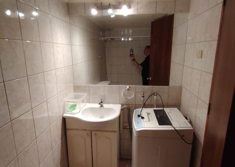 2f2a9725-2541-44f3-a3e3-d3d0fd35a8ac