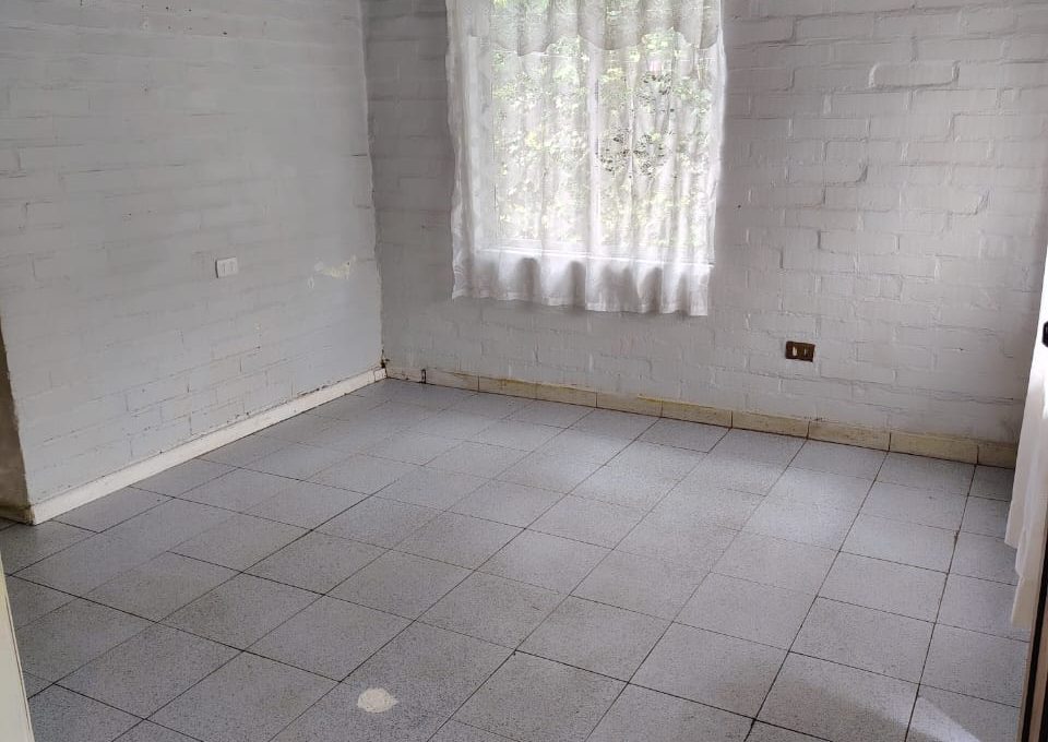 5194e7fb-bd98-4566-97f2-707b078f26e6