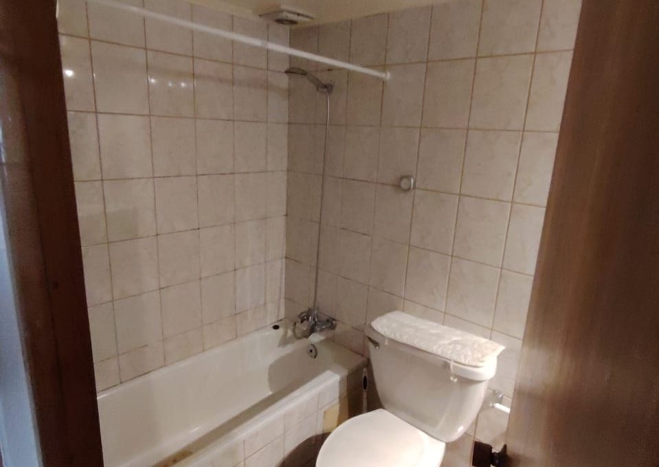 878a47df-817f-45ed-843c-a53111f22323