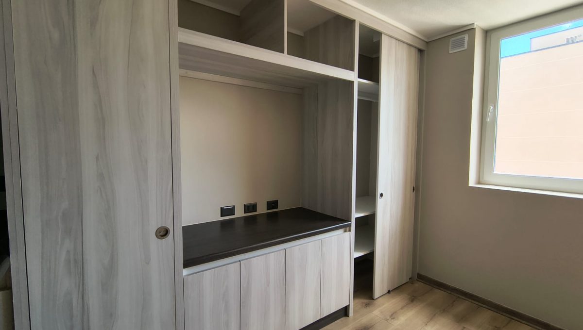 e421c6cc-af65-4e56-a1bb-c1acc1f28af5