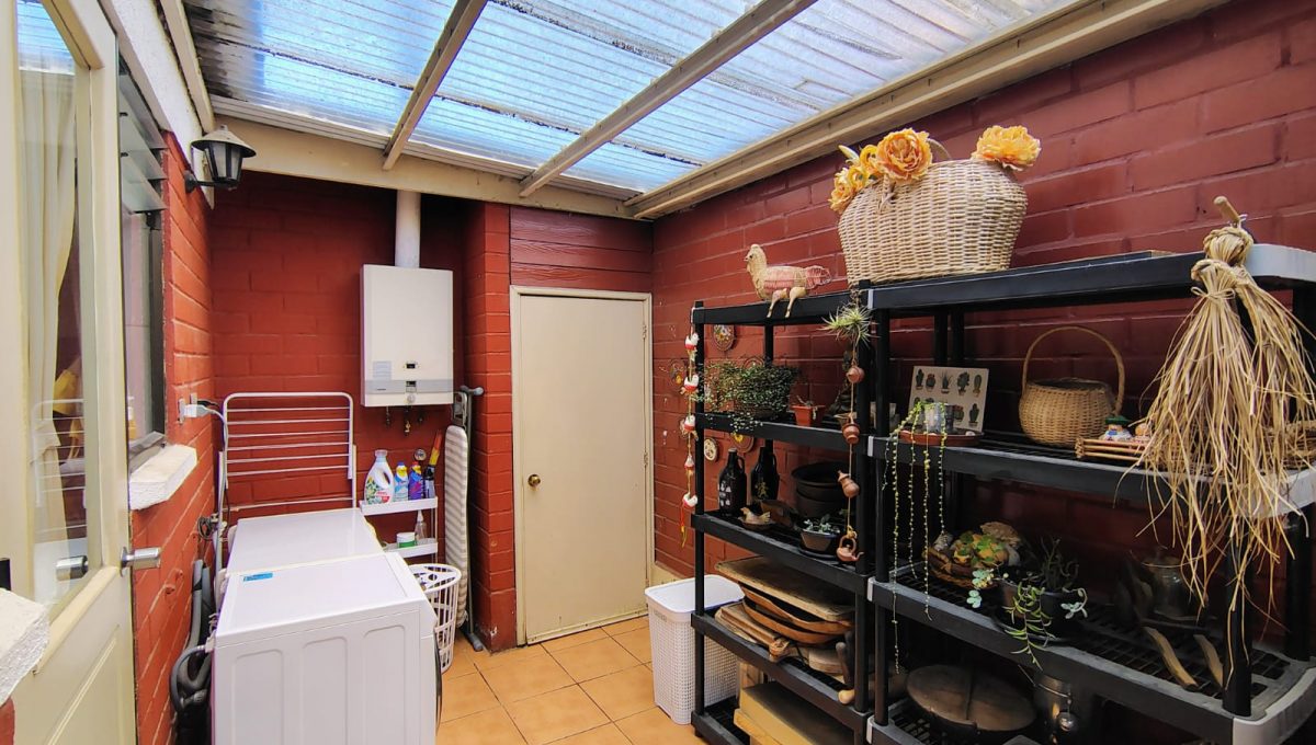 20e92790-87f1-416e-b0a0-e12eb7b6777f