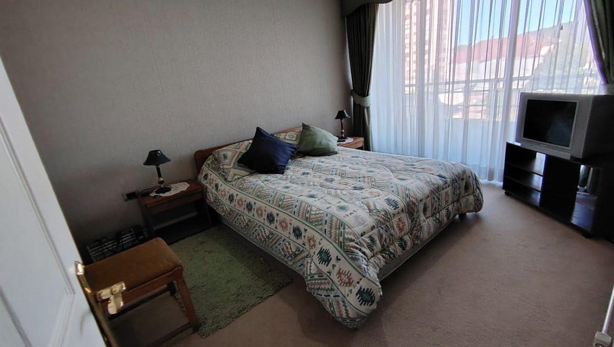 6841ec42-62a5-4d70-b083-d69fe7b7a4cf