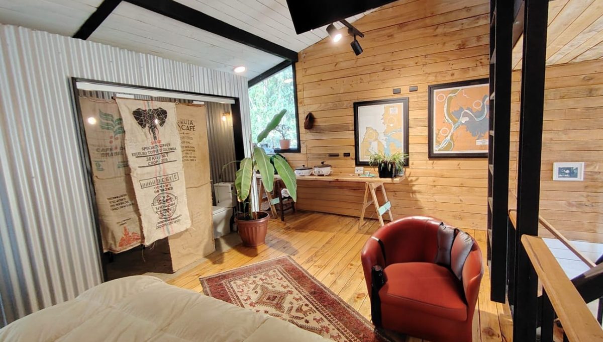 818bb935-254c-4909-9a04-3ba534f7361f