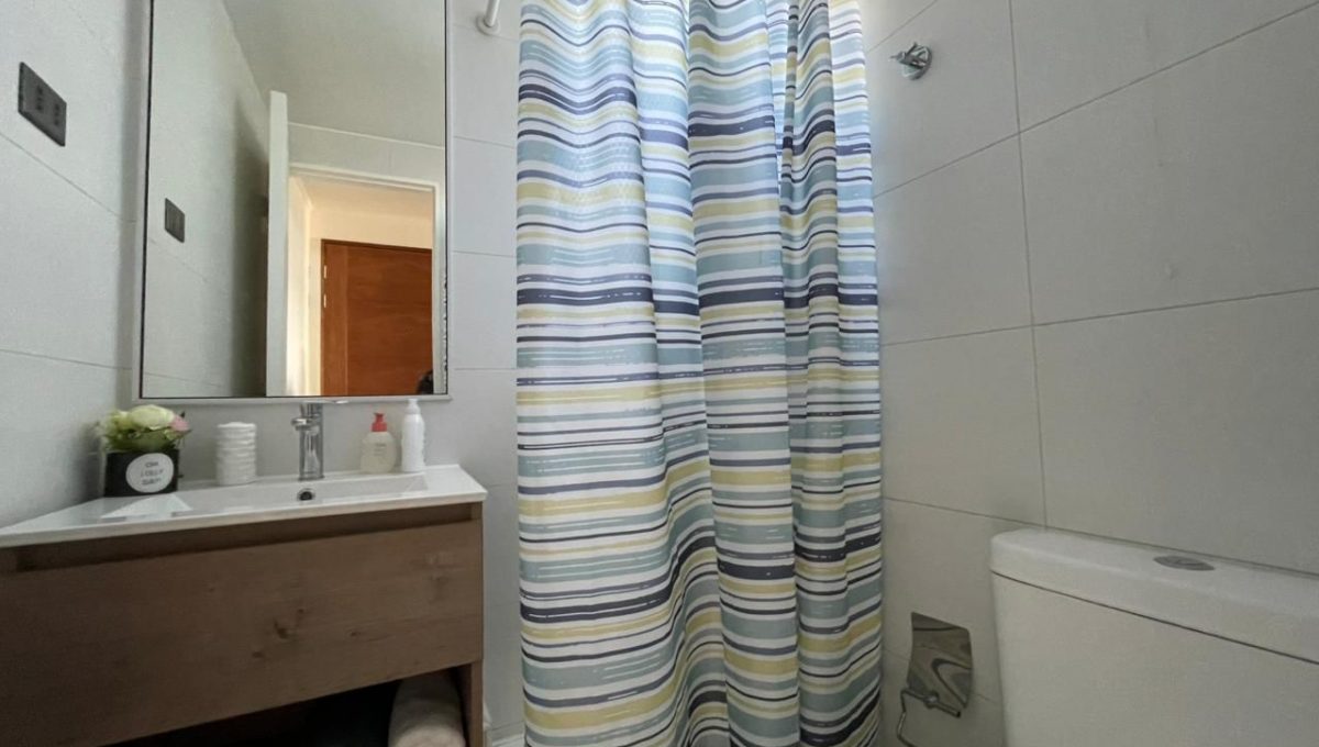 f74fe1bc-8e40-44c2-b9e9-bfea29260bd4