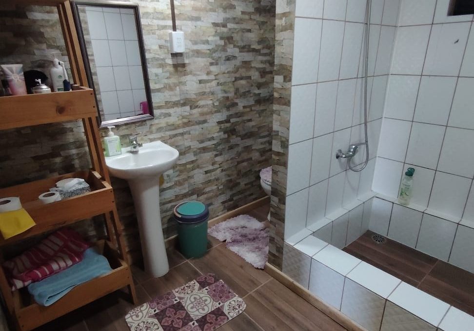 196cbfdd-2275-4f9f-8e86-2913d028f09e