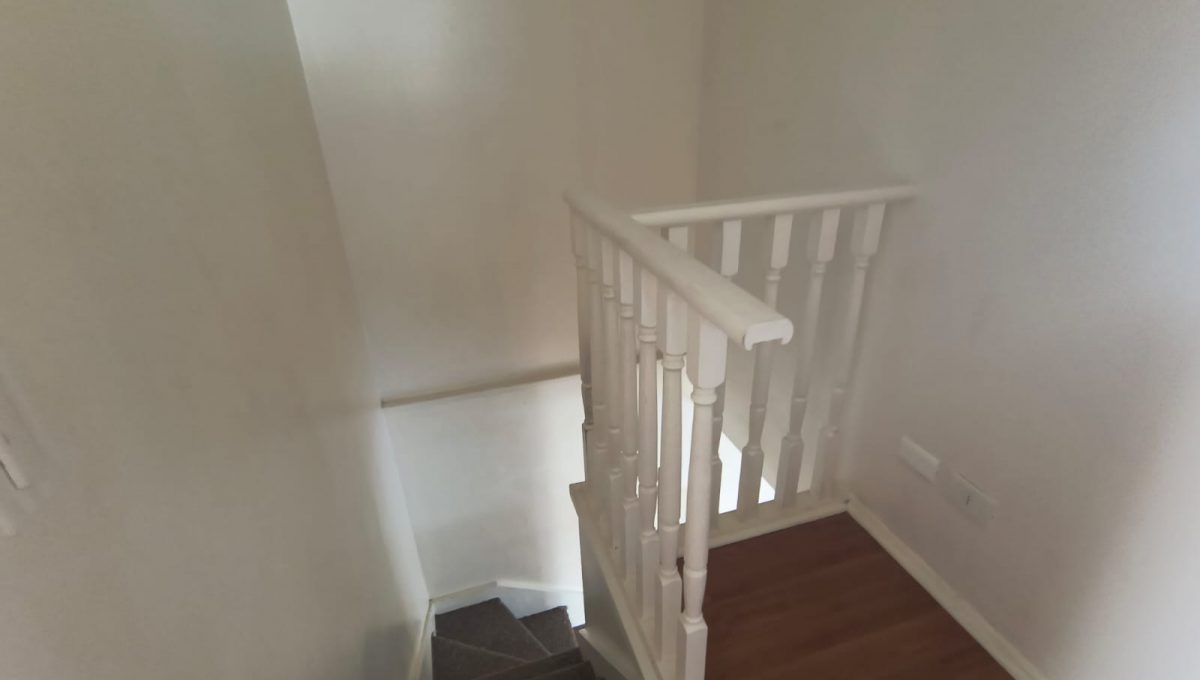 9ac57005-f645-4ddf-834c-704fb8e401a8