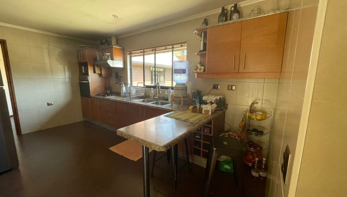 a3dd8e13-7ddc-4f18-bcbc-23a73872d77e