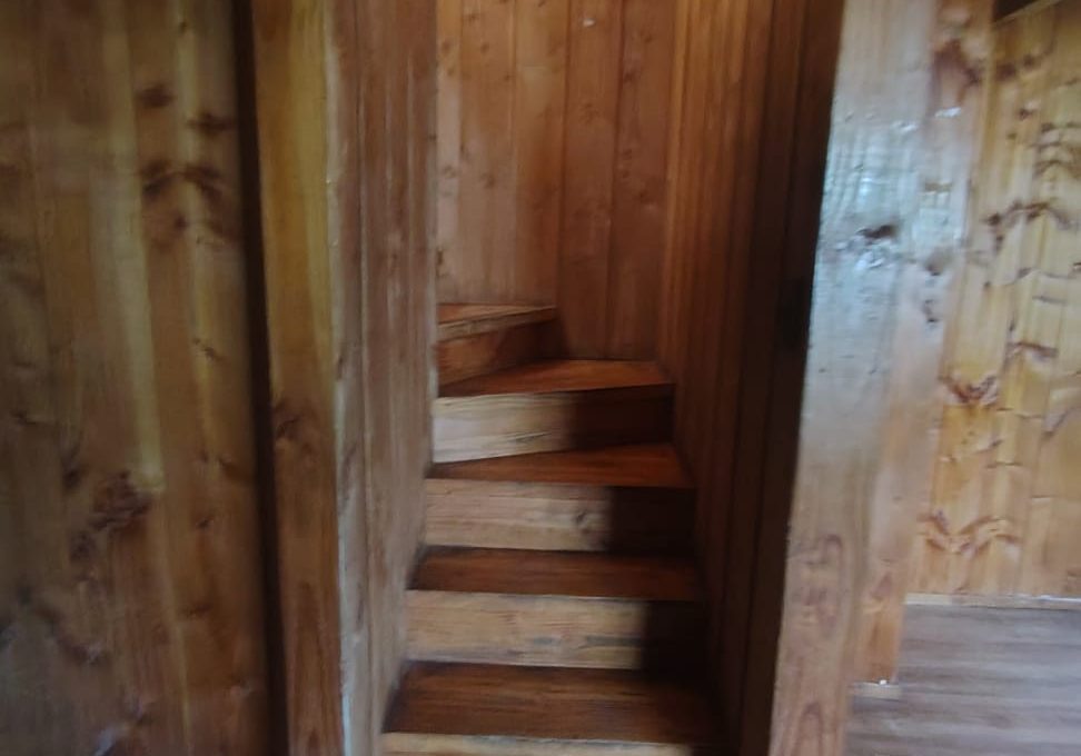 a81b9d95-4336-49eb-b27f-1e7ff525759c