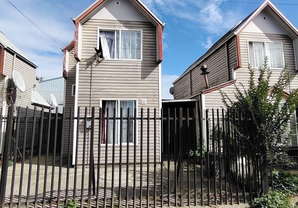 d85dc03e-83c3-4e72-8359-e4db50b69596