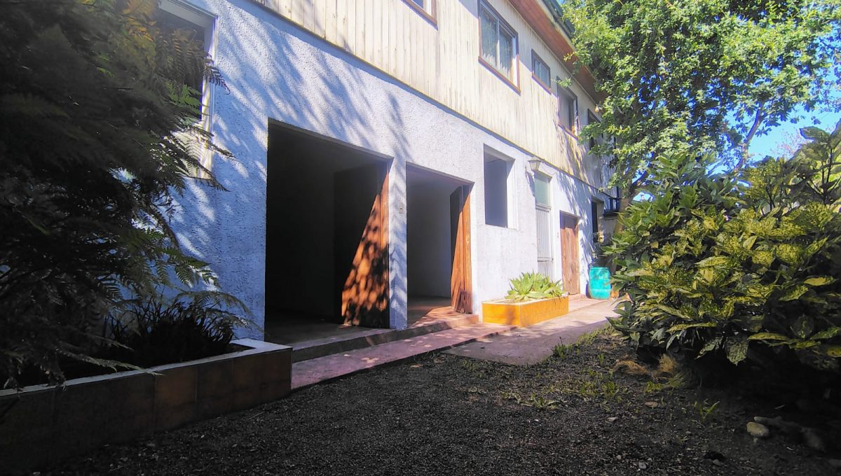 f1fe4d49-8dd1-428b-b09f-1b772e4f21b1