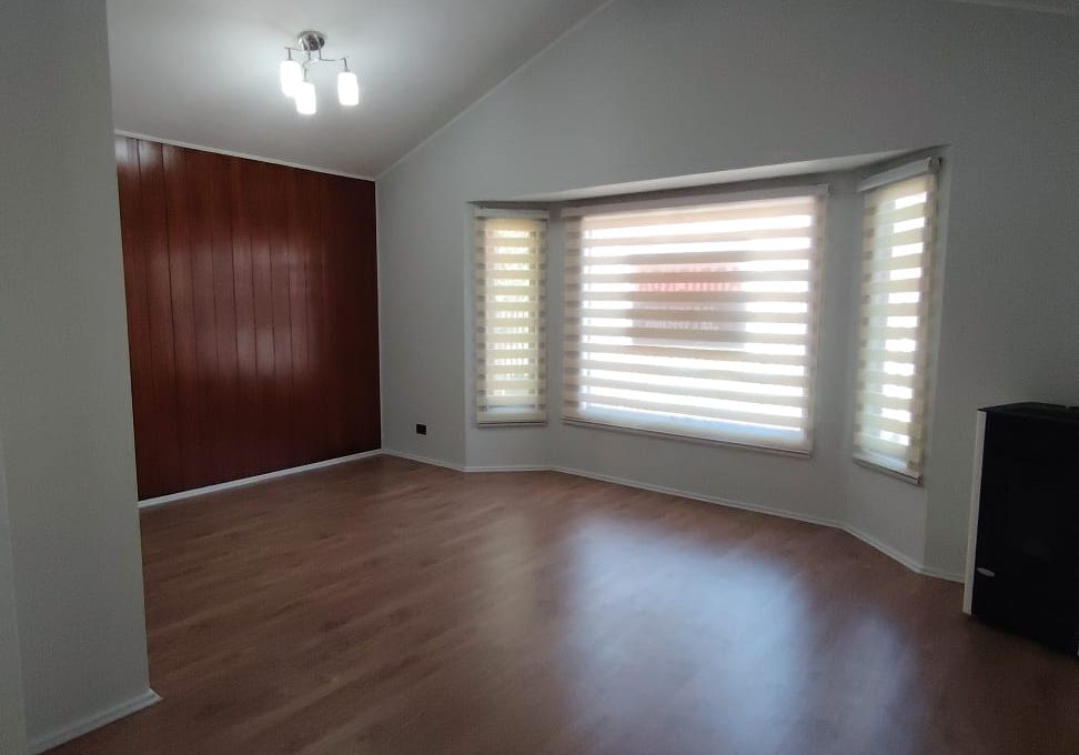 04d79353-76a9-470b-a5d5-48b13f4624a5