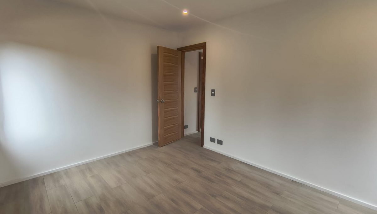 1285f9aa-3cf4-44aa-9883-50bd0a3b04ca