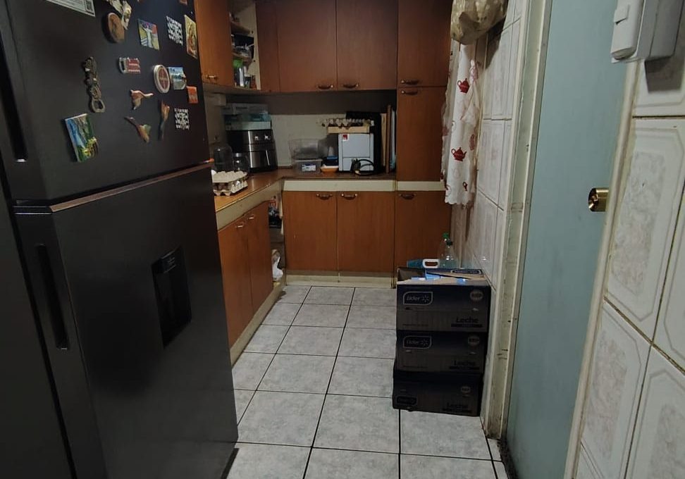 2b6a8c4c-a49b-4637-94ce-cd29a9f948d7