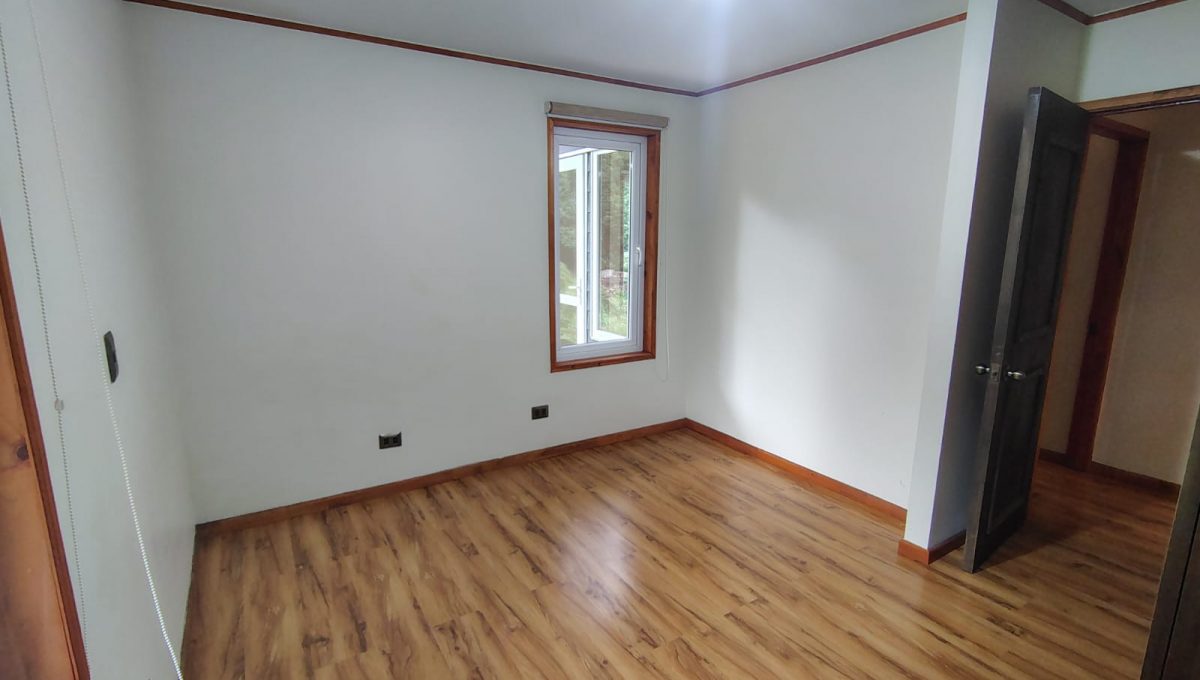 2ff9ca32-7180-4ea9-9db2-f3cea786f1ef