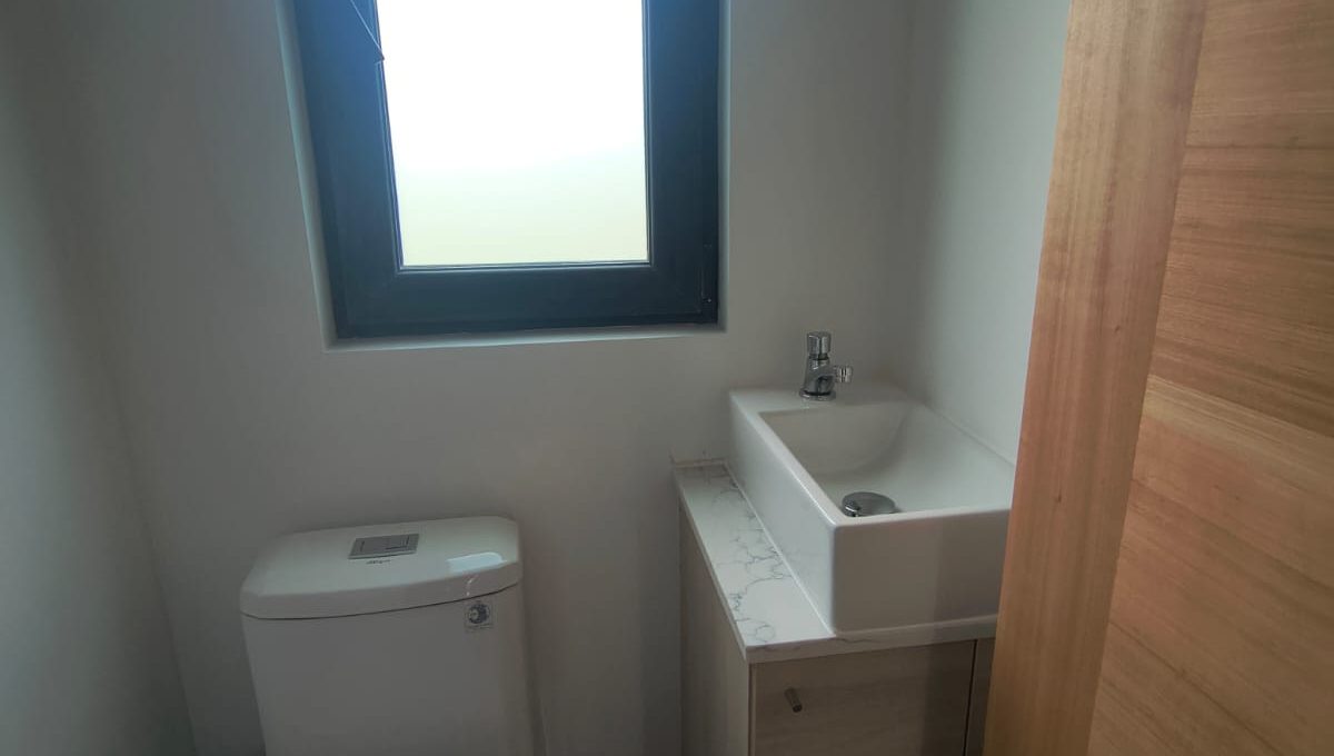 34a232fd-bfdc-4375-a3c8-45aa64ac8e1a