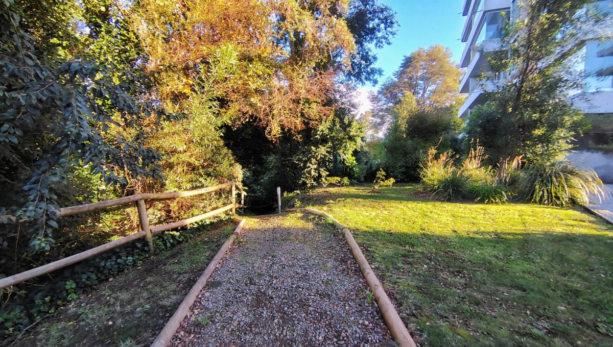 438eddc3-d72a-431d-95e2-74b98b800919