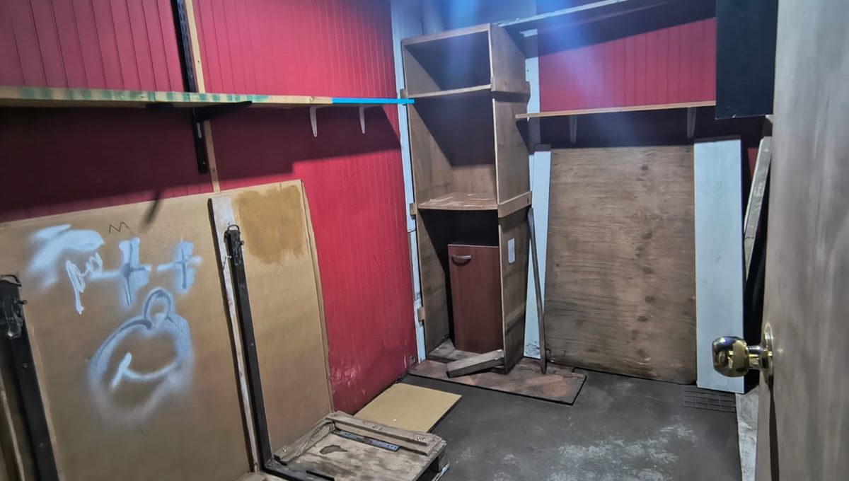 70e6c2e0-e6ca-4425-9c49-3d8de3f70c68