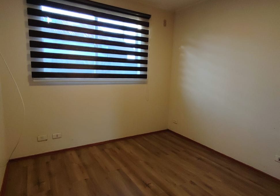 74b585fb-1564-4afc-96a2-75196d6d5066