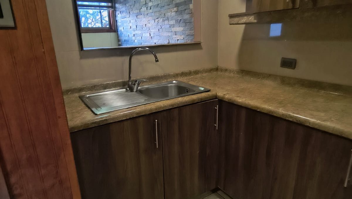 8d7ae479-4d3a-421a-8077-56b374aeb1f0