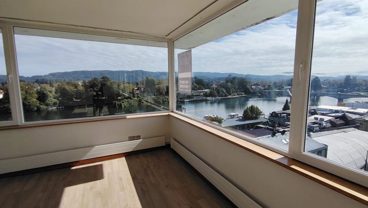 b4b11384-ba8f-4bbe-a7a0-e1b7cad70511