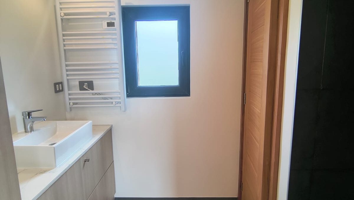 cb7a316c-6322-4ea7-89f5-25fbe1fb3f60