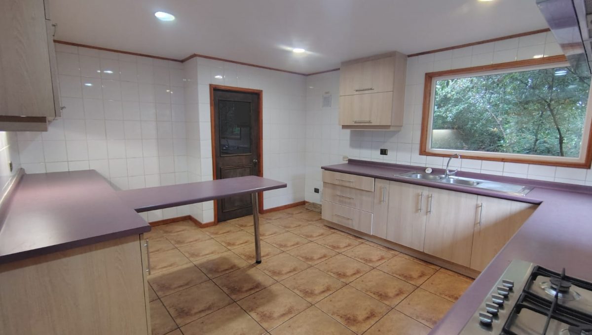 f7a9c51f-5baa-49b8-90df-f9b9de823cfe